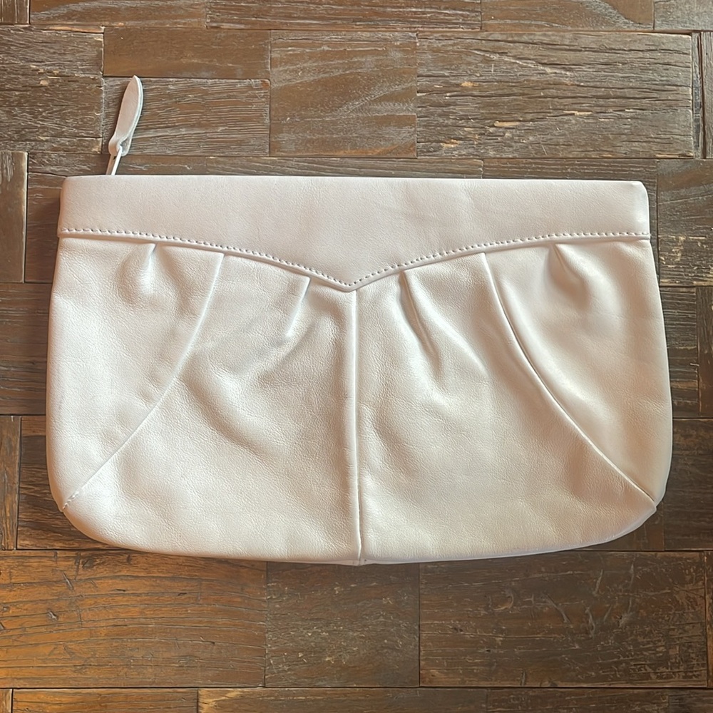 Vintage Contessa Leather Pleat Oversized Clutch🖤